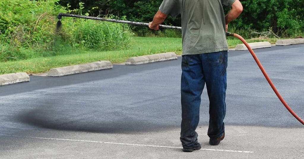 how to maintain asphalt parking lot surface